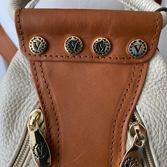 PRICE REDUCED!!! NWT Valentina Convertible Backpack Sling Purse Made in Italy - Picture 7 of 12